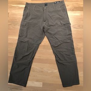 Men’s Kuhl Cargo Hiking Pants